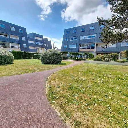Rez-de-jardin Proche Mer, 4 Couchages